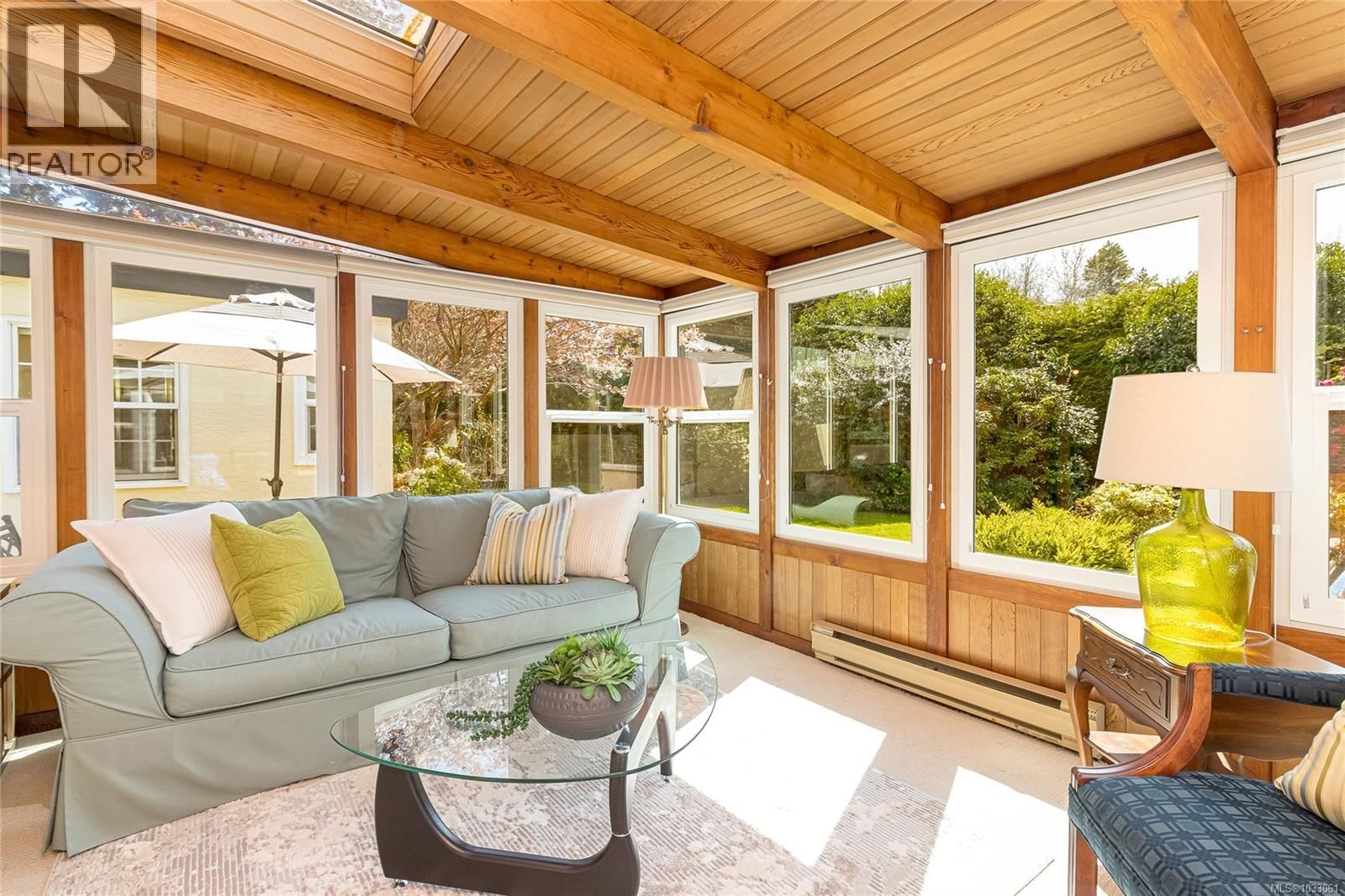 2557 ANNABERN CRESCENT Image 21