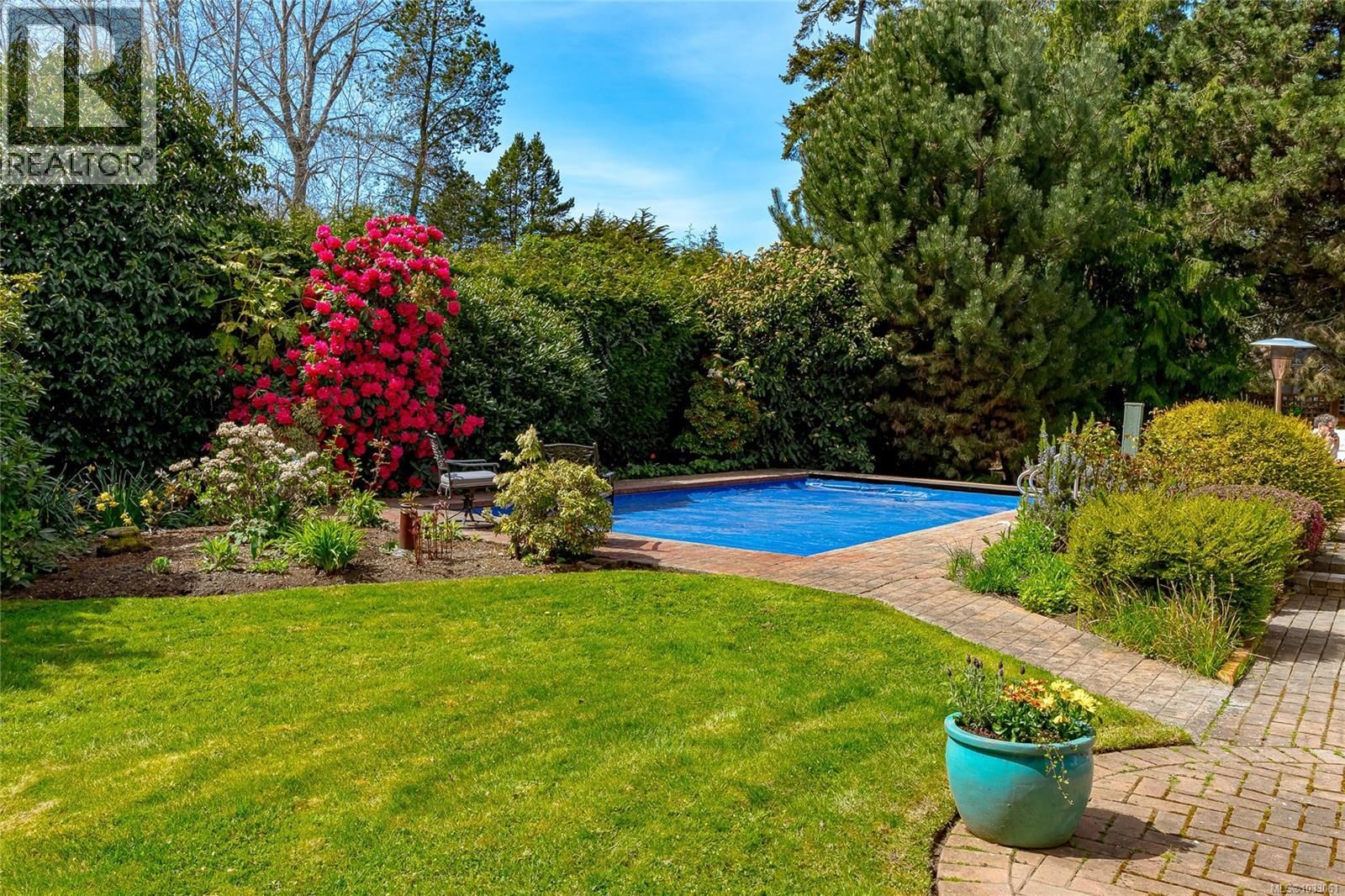 2557 ANNABERN CRESCENT Image 48