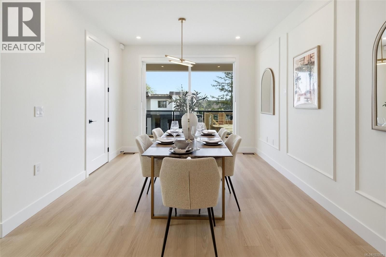 2124 KINGBIRD DRIVE Image 15