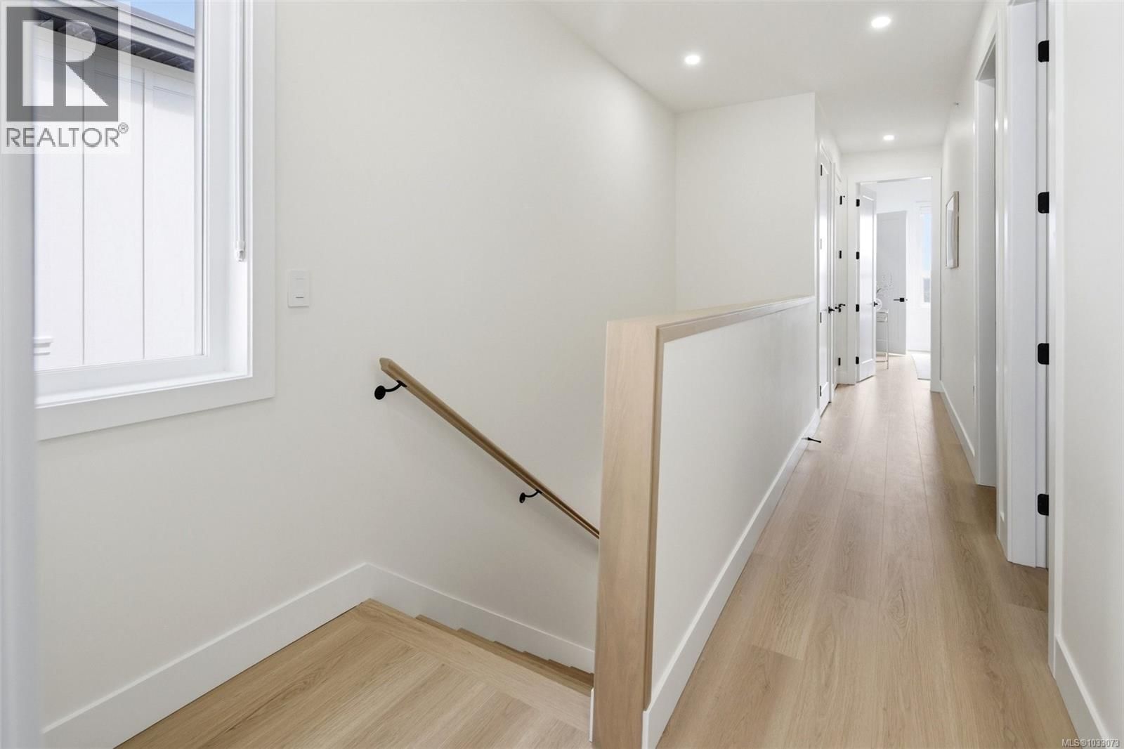 2124 KINGBIRD DRIVE Image 19