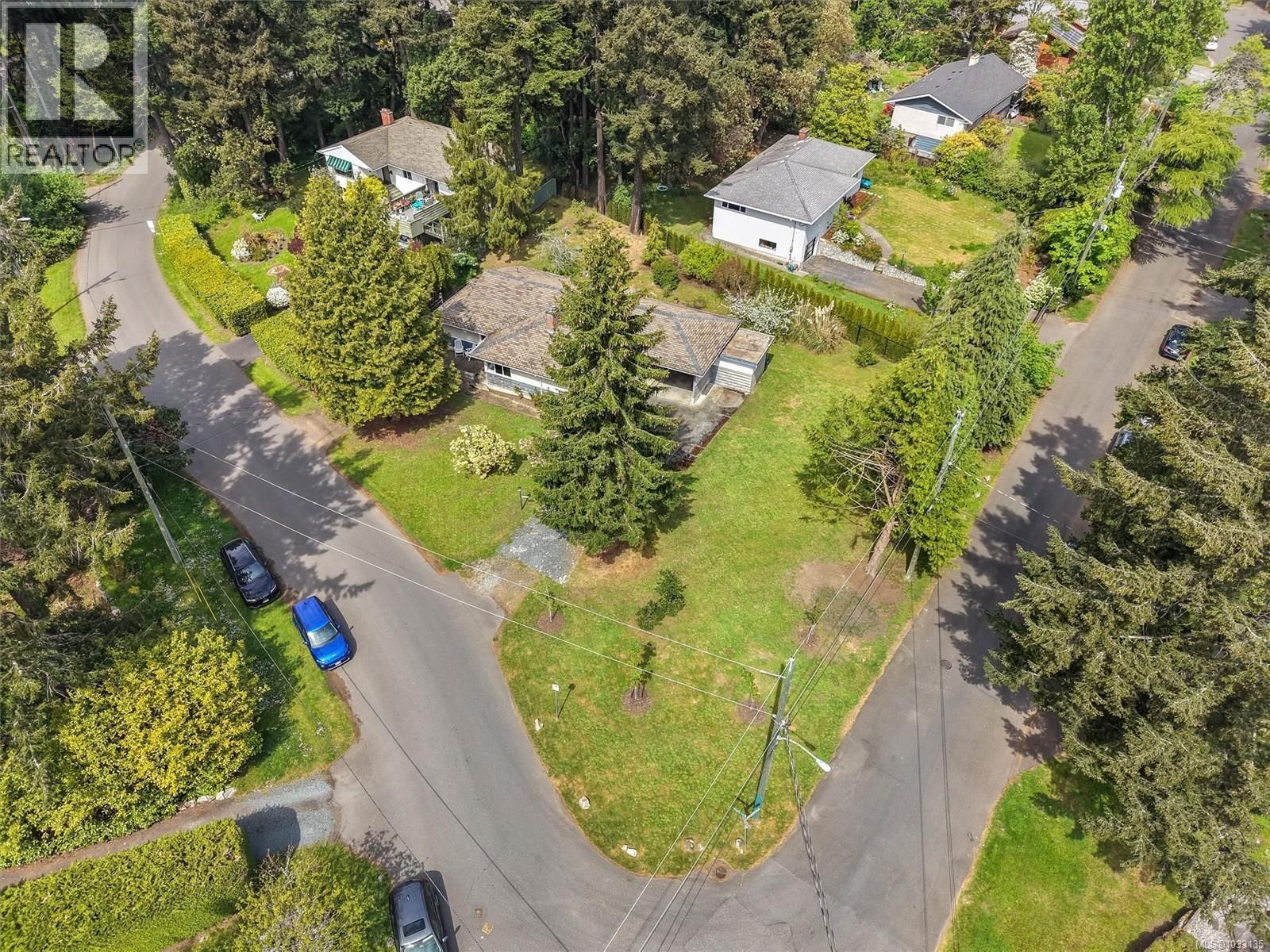 4047 Haro Road property photo