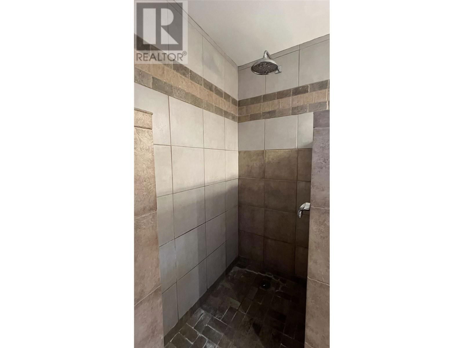 1368 BING AVENUE Image 16
