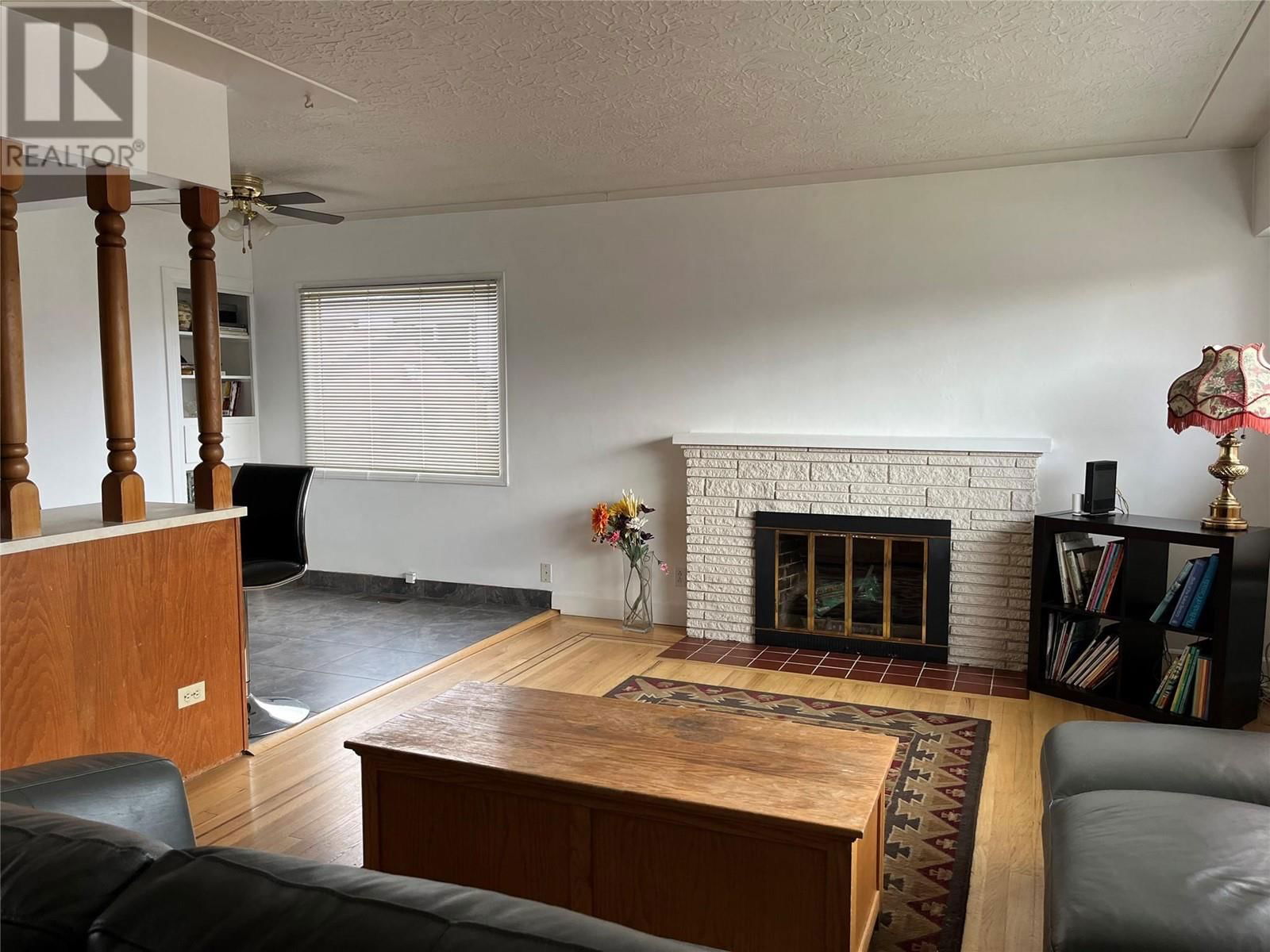 1368 BING AVENUE Image 6