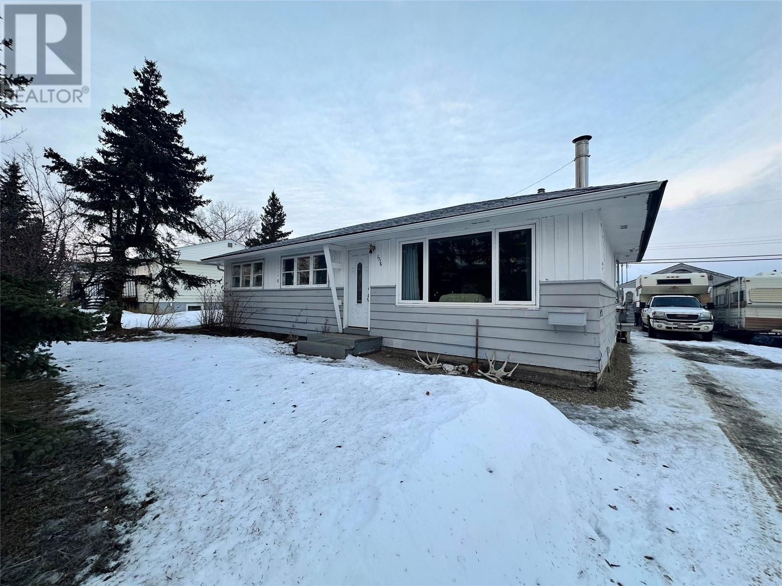 1316 116 Avenue Image 1