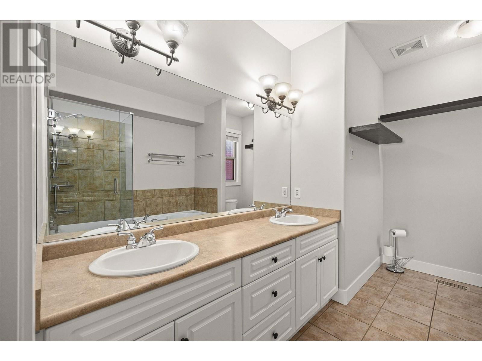 2302 PINE VISTA PLACE Image 27