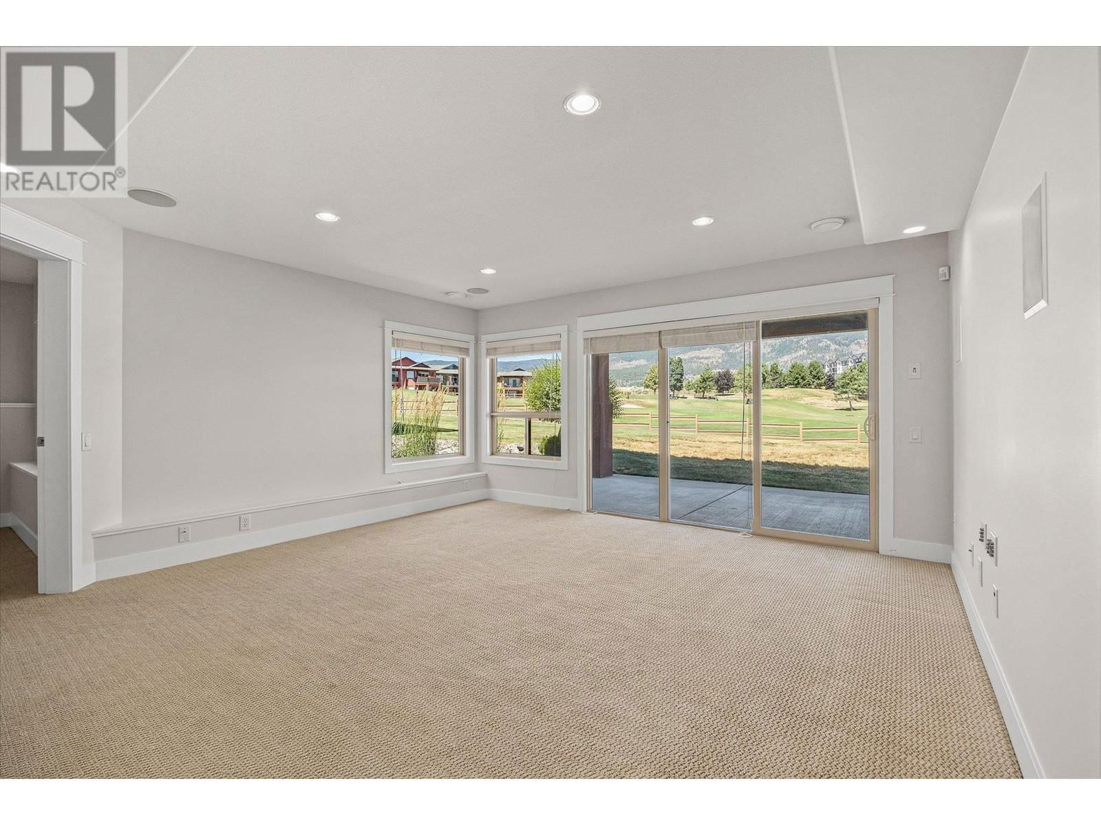2302 PINE VISTA PLACE Image 34