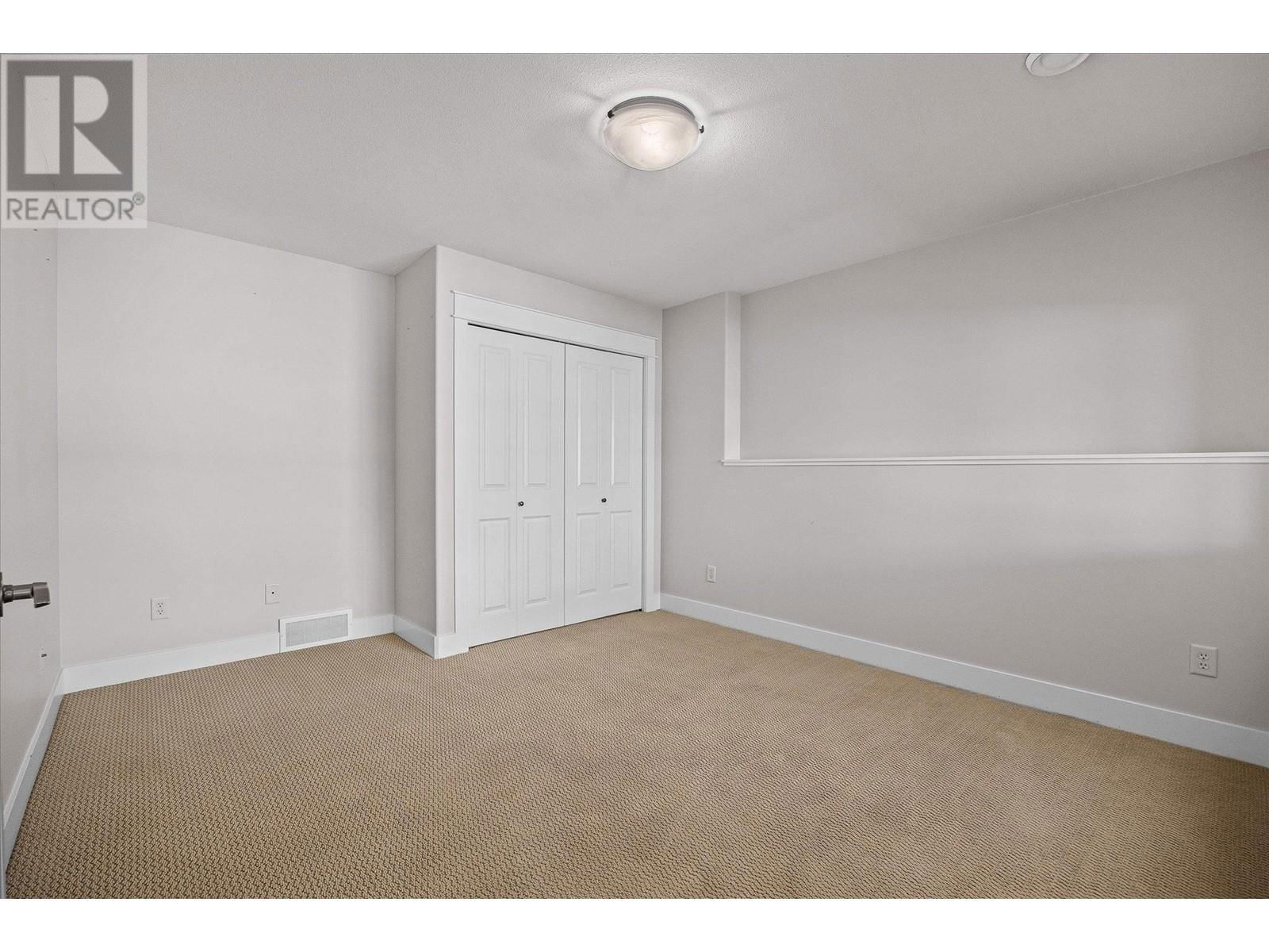 2302 PINE VISTA PLACE Image 37