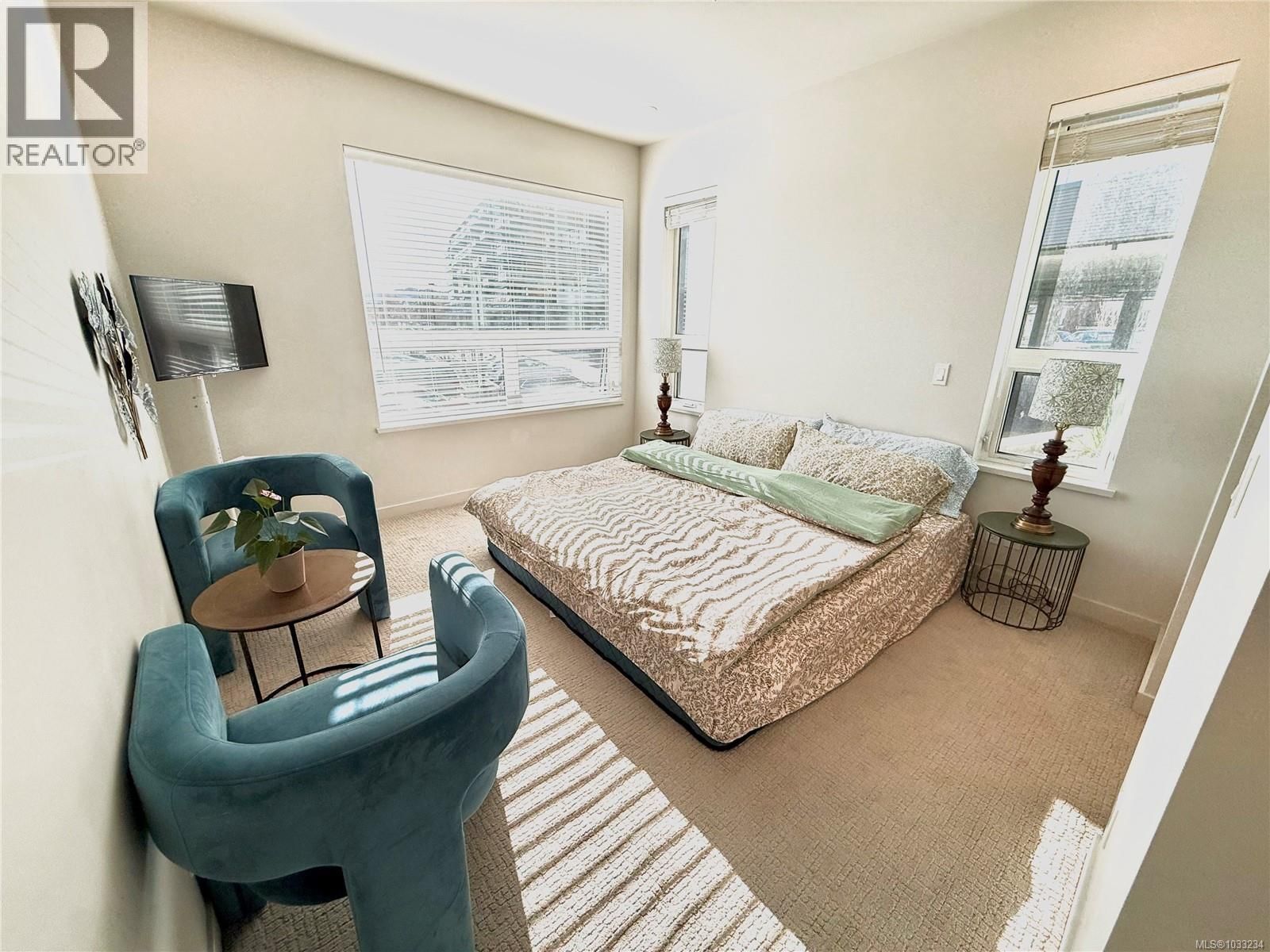 110 - 958 PHAROAH MEWS Image 25