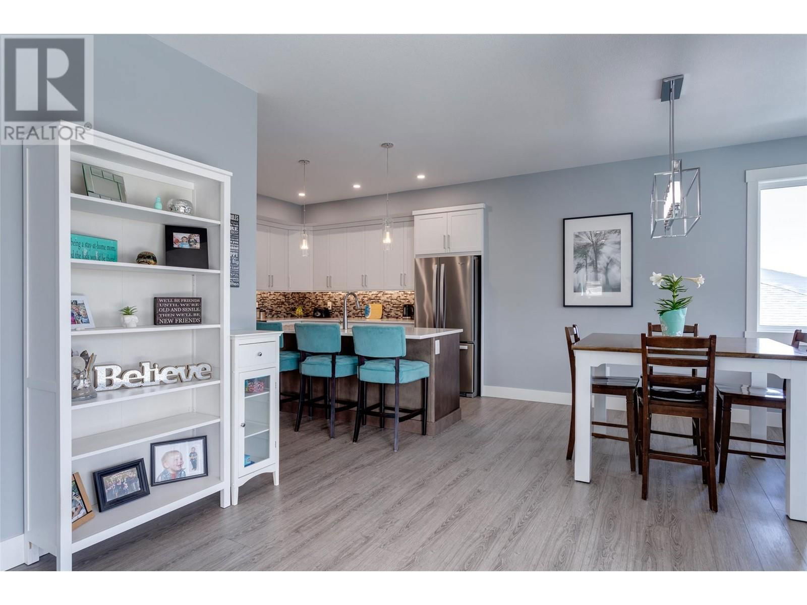 2772 CANYON CREST DRIVE Image 11