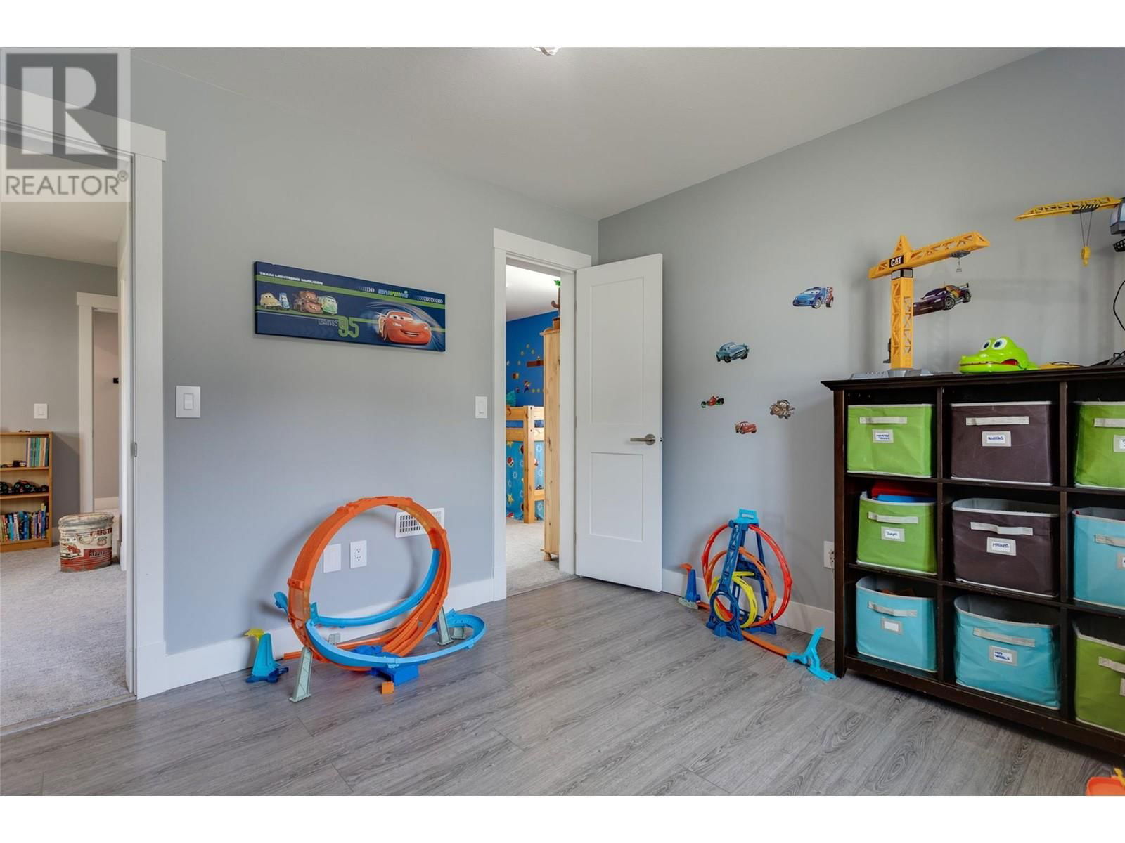 2772 CANYON CREST DRIVE Image 29
