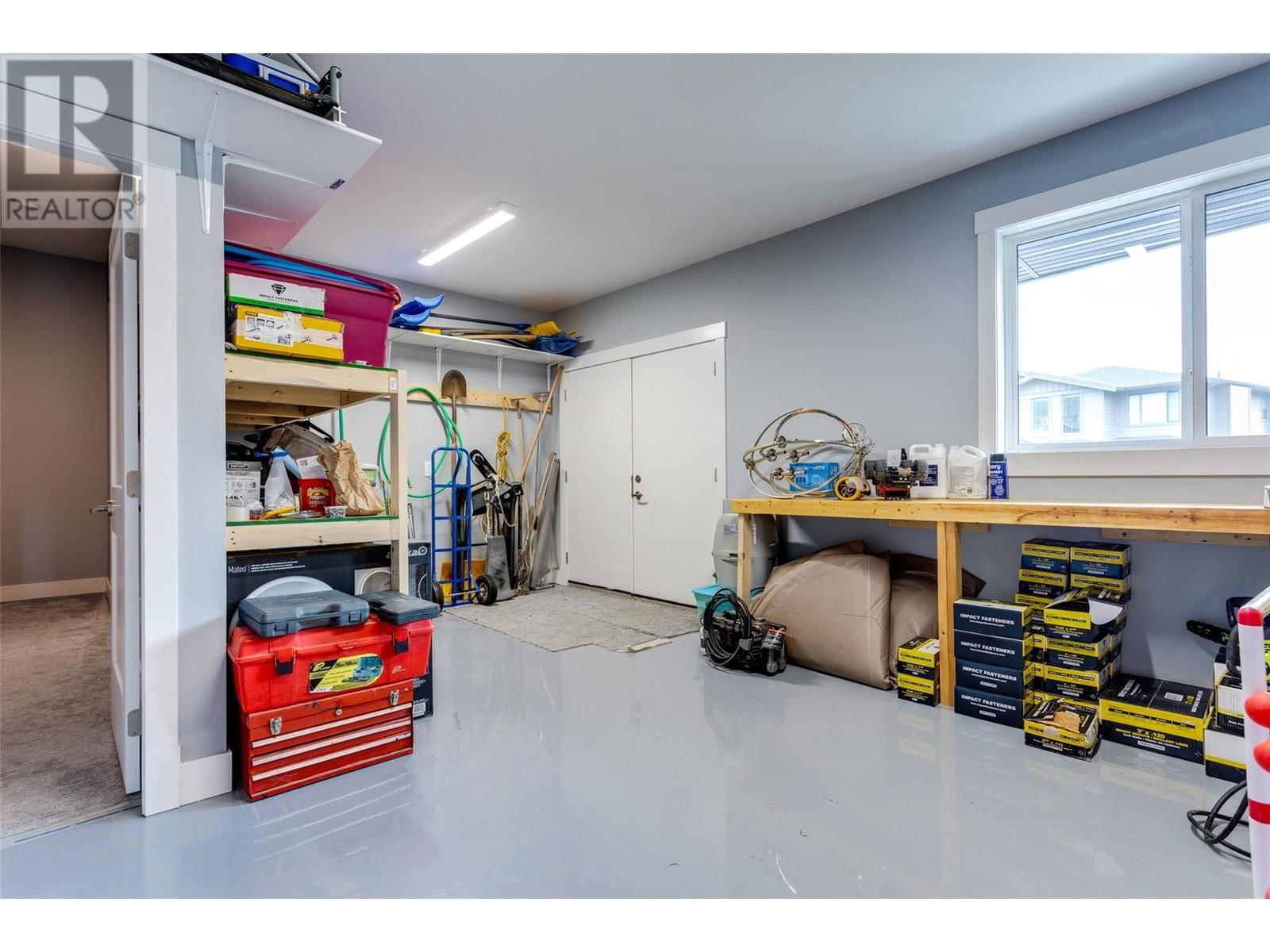 2772 CANYON CREST DRIVE Image 37