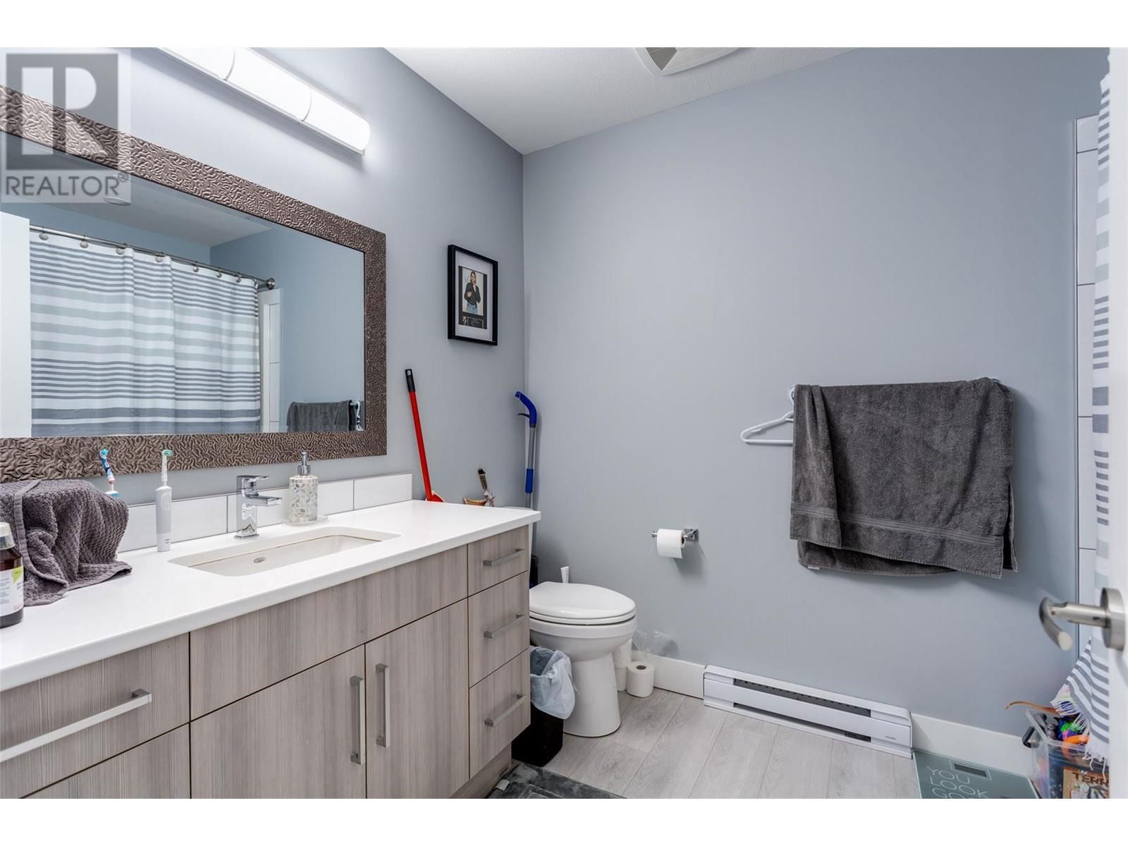 2772 CANYON CREST DRIVE Image 48