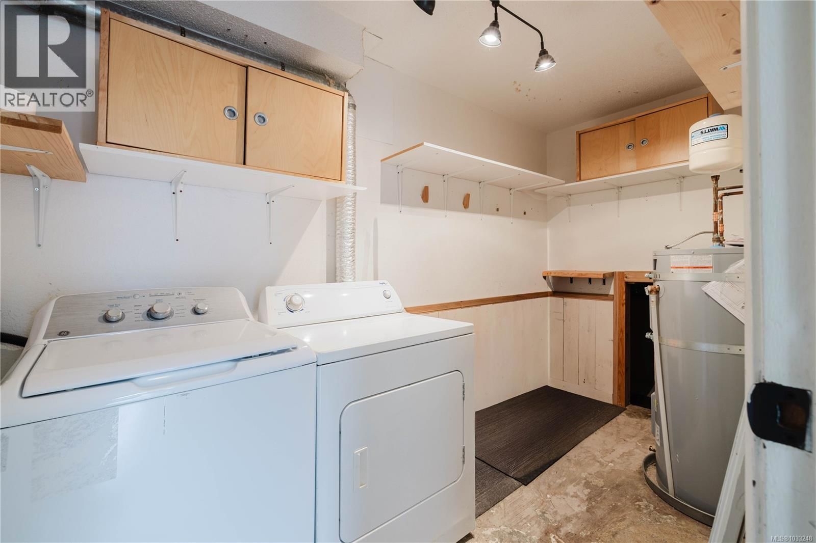 302 - 229 ONTARIO STREET Image 25