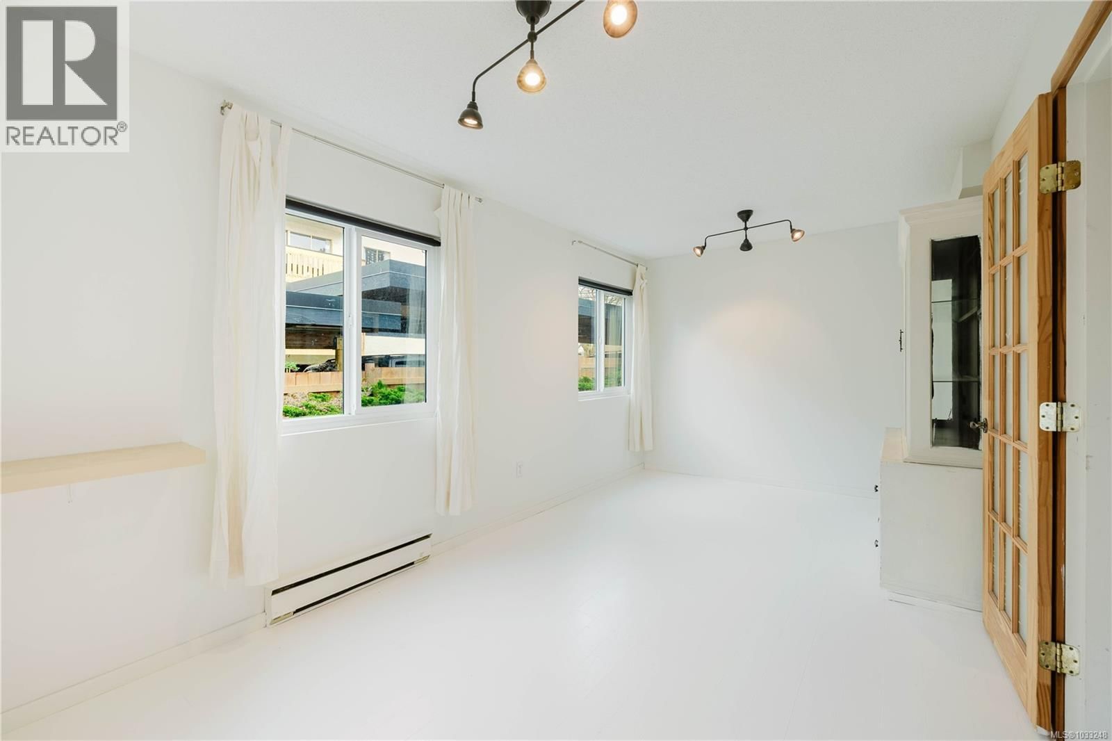 302 - 229 ONTARIO STREET Image 6