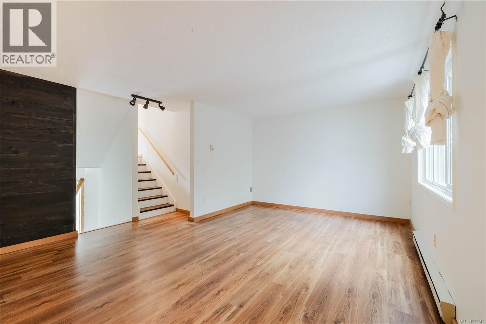 302 - 229 ONTARIO STREET Image 9