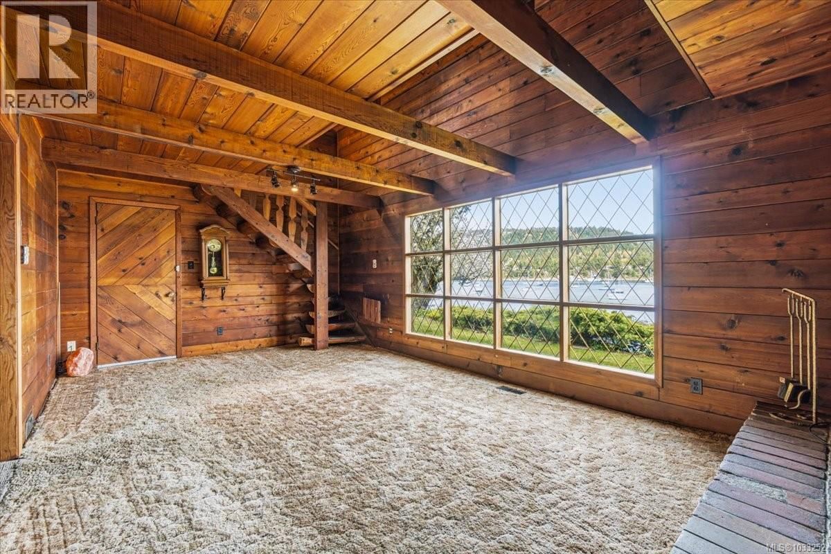 4911 Harbour View Road property photo