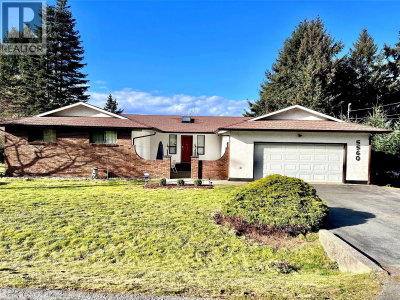 5560 Oceanview Terrace | Nanaimo British Columbia | Slide Image Two