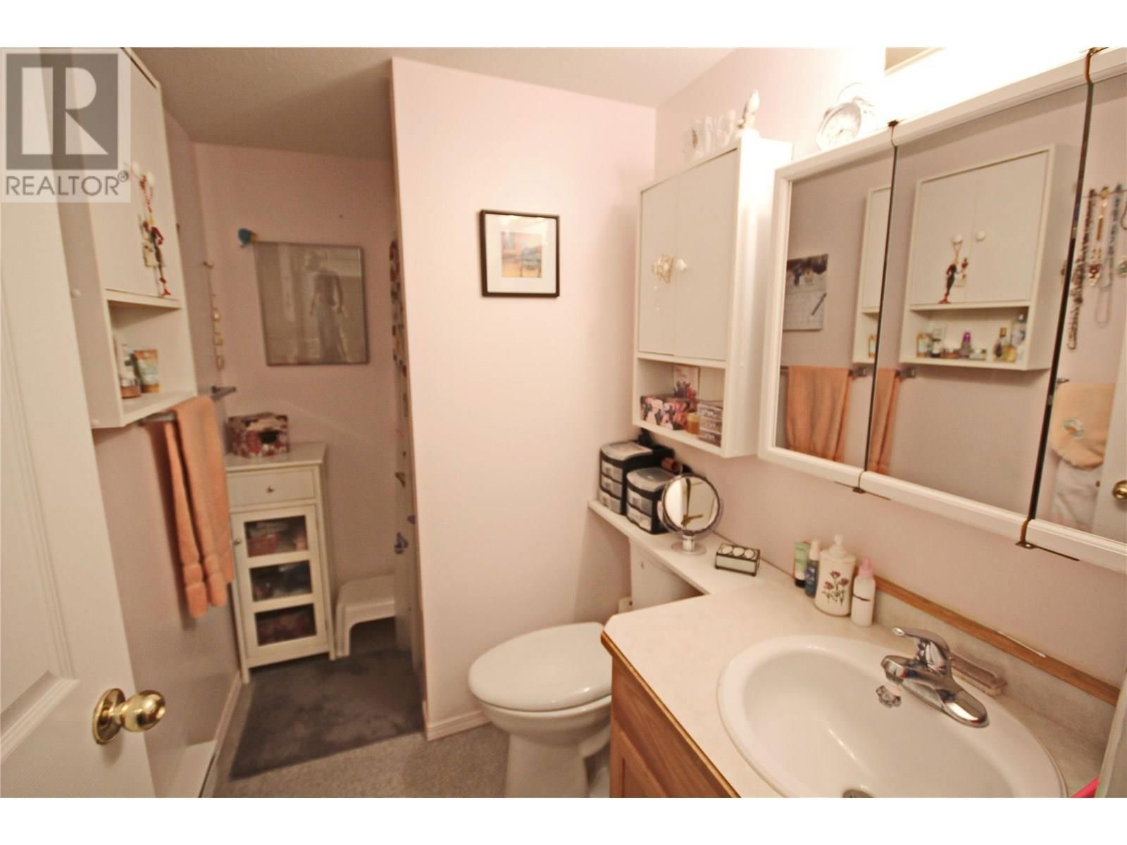 202 - 202 EDMONTON AVENUE Image 12