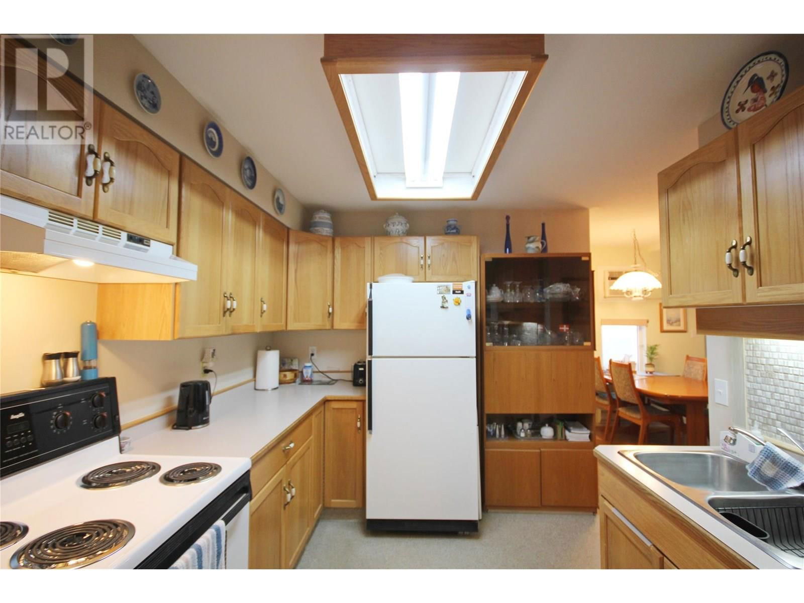 202 - 202 EDMONTON AVENUE Image 24
