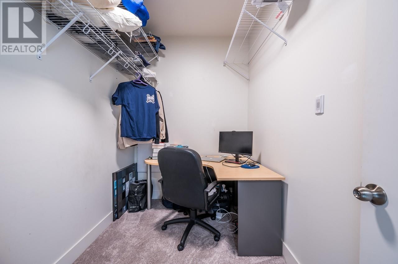 209 - 885 UNIVERSITY DRIVE Image 12