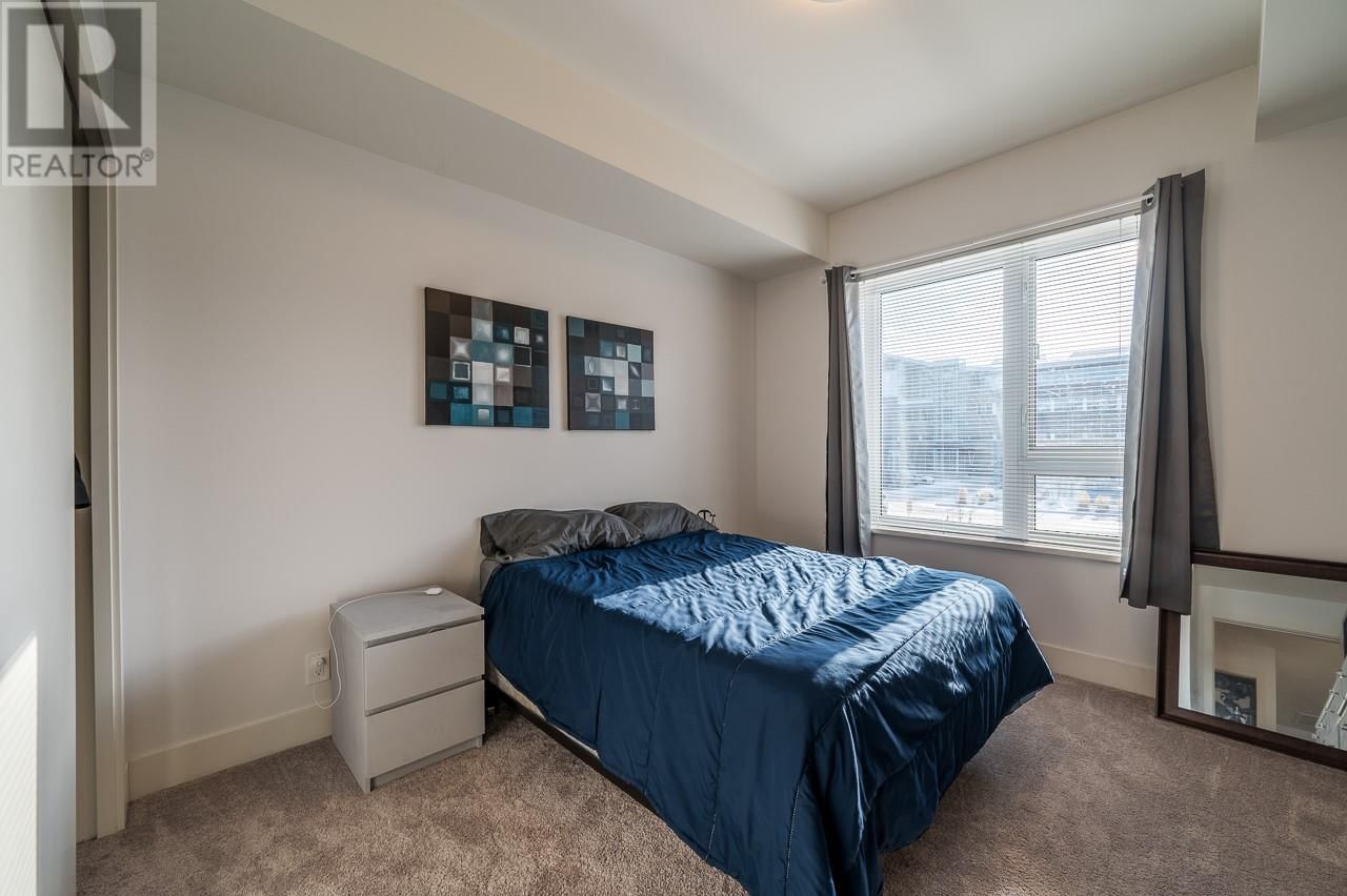 209 - 885 UNIVERSITY DRIVE Image 8