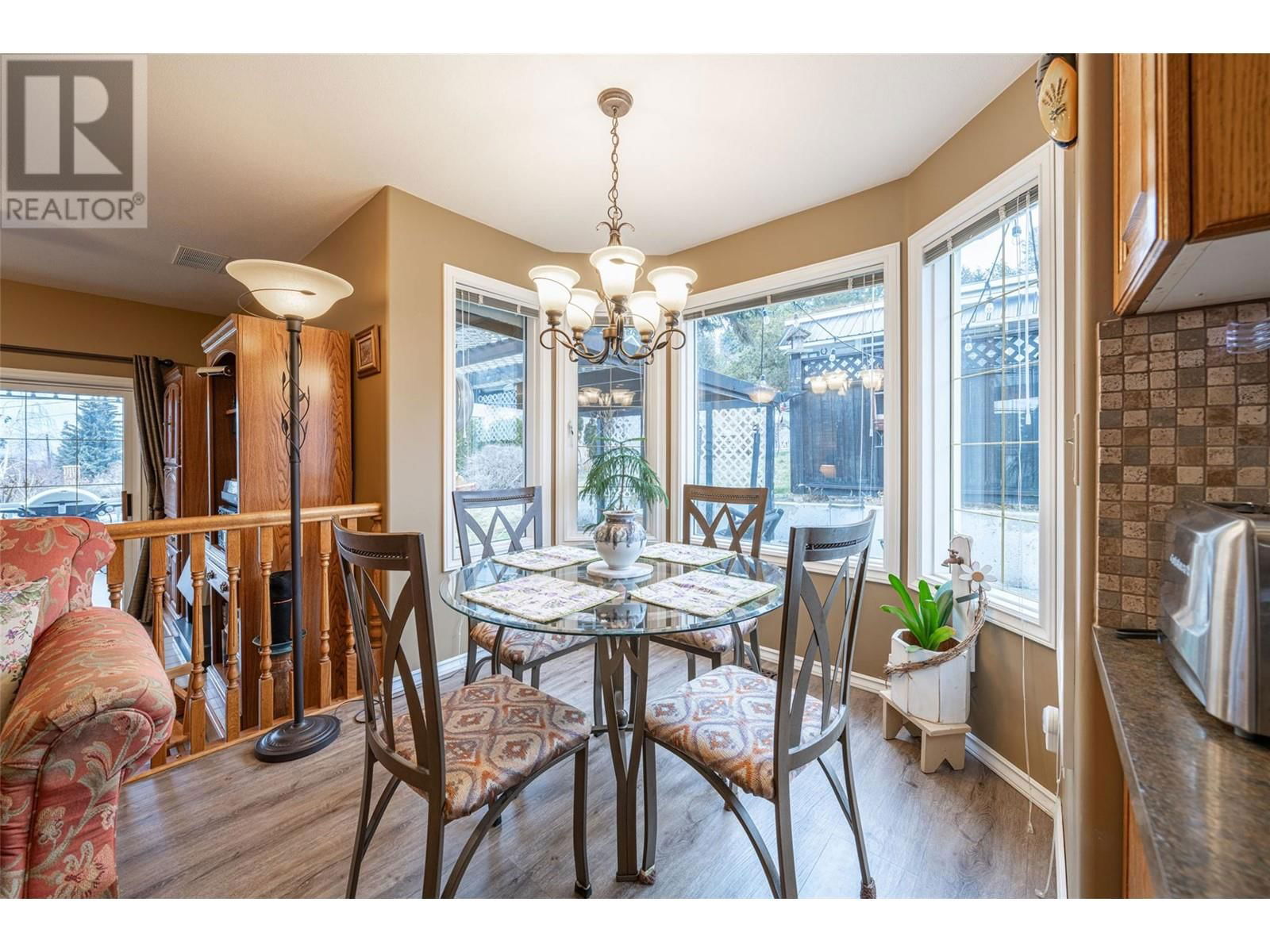 13071 TREWHITT ROAD EAST Image 32
