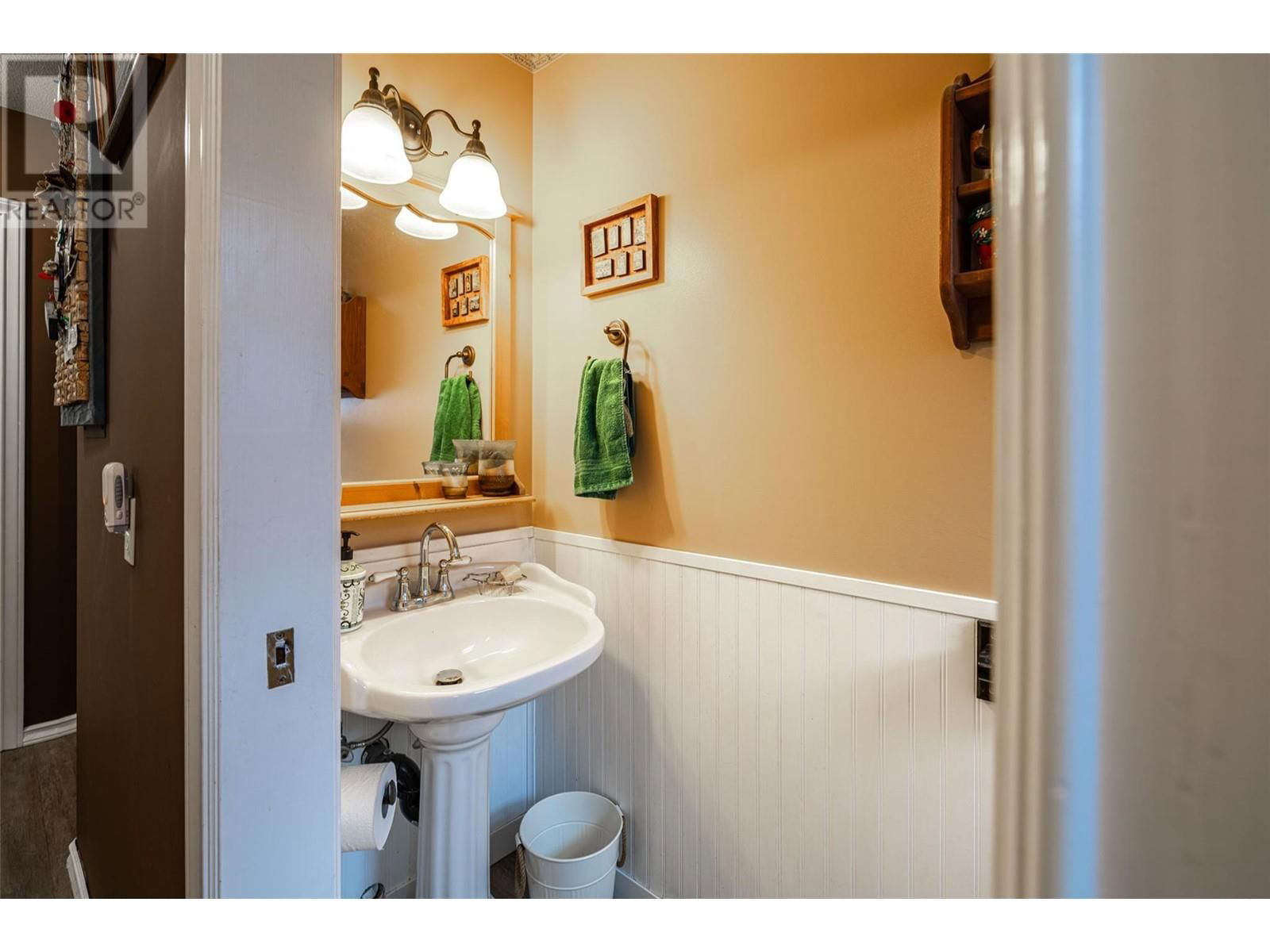13071 TREWHITT ROAD EAST Image 40