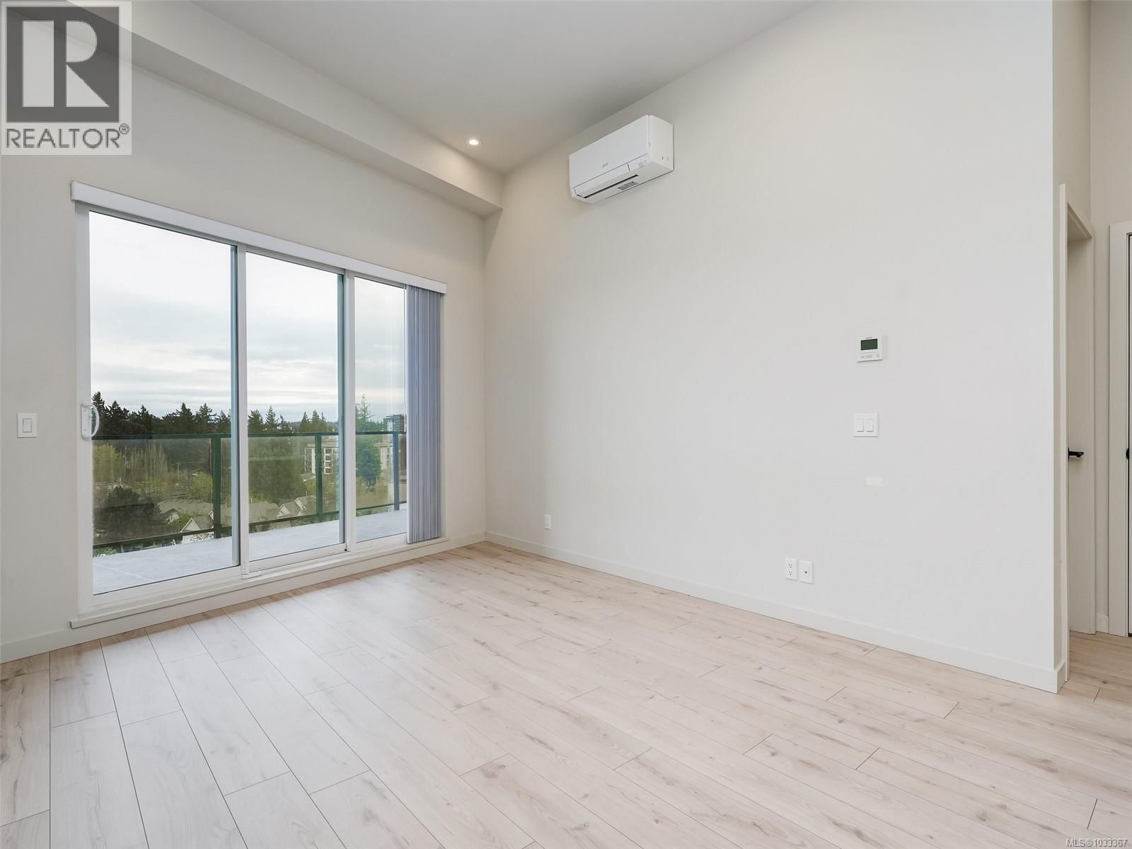 607 958 Pharoah Mews property photo