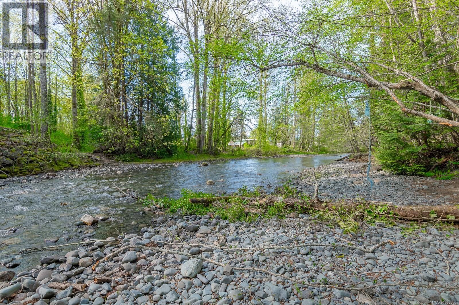 1685 Spruston Road property photo