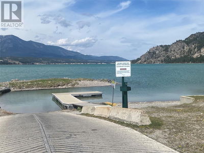 Image #1 of Commercial for Sale at Mountain View, Canal Flats, British Columbia