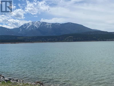 Image #1 of Commercial for Sale at Mountain View, Canal Flats, British Columbia