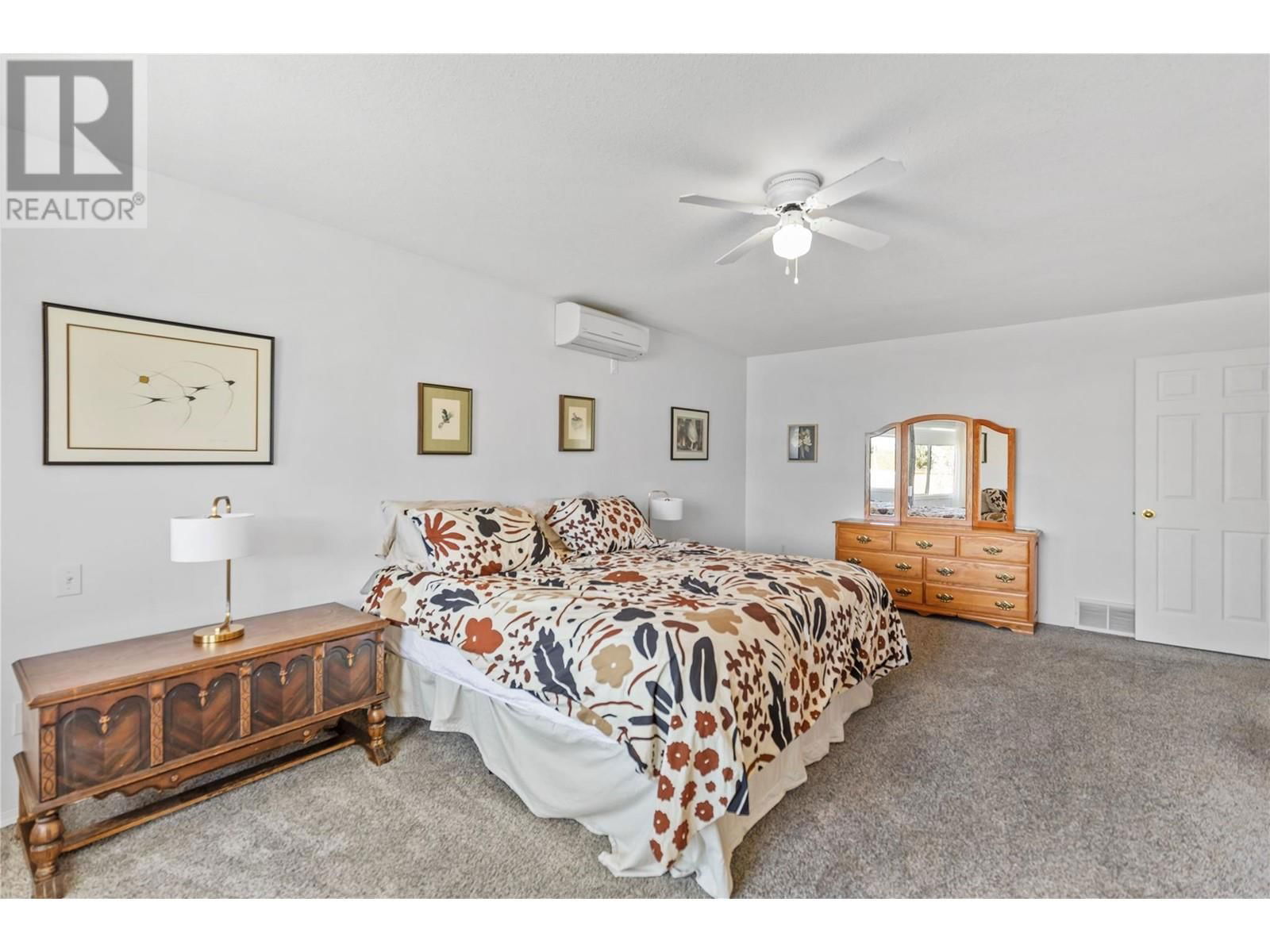 367 ORIOLE WAY Image 26