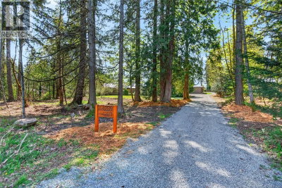 4287,4289 Marsden Road | Courtenay British Columbia | Slide Image Two