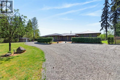 4287,4289 Marsden Road | Courtenay British Columbia | Slide Image Three