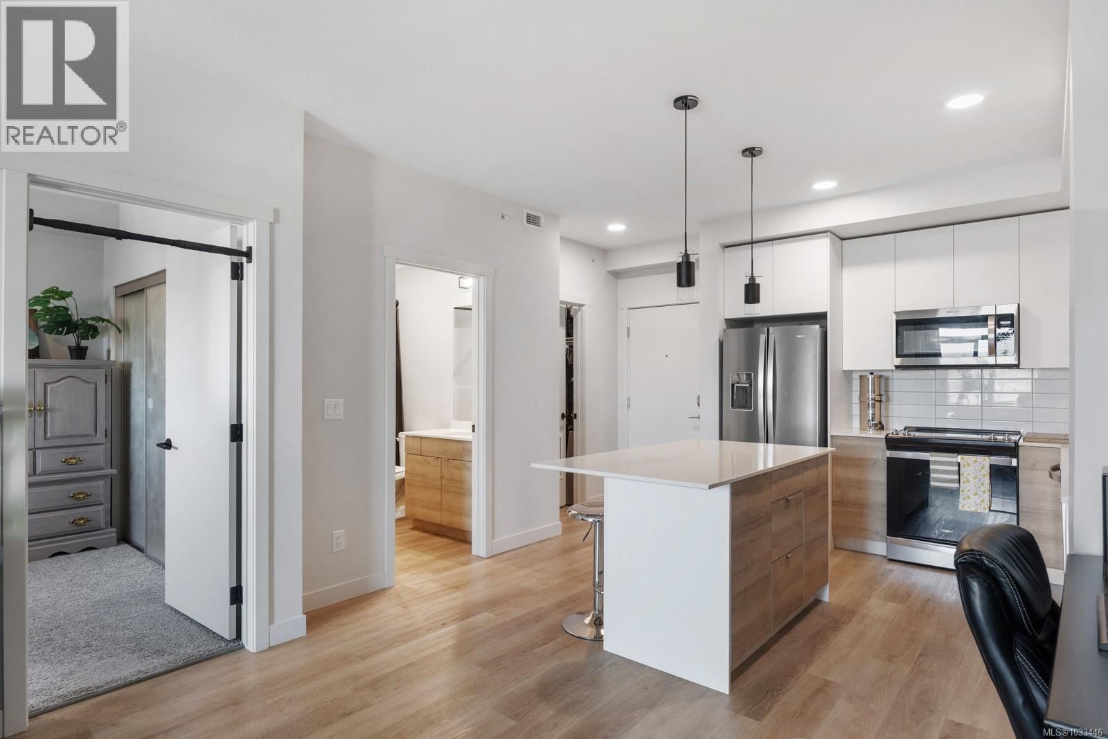 403 695 Aspen Road property photo
