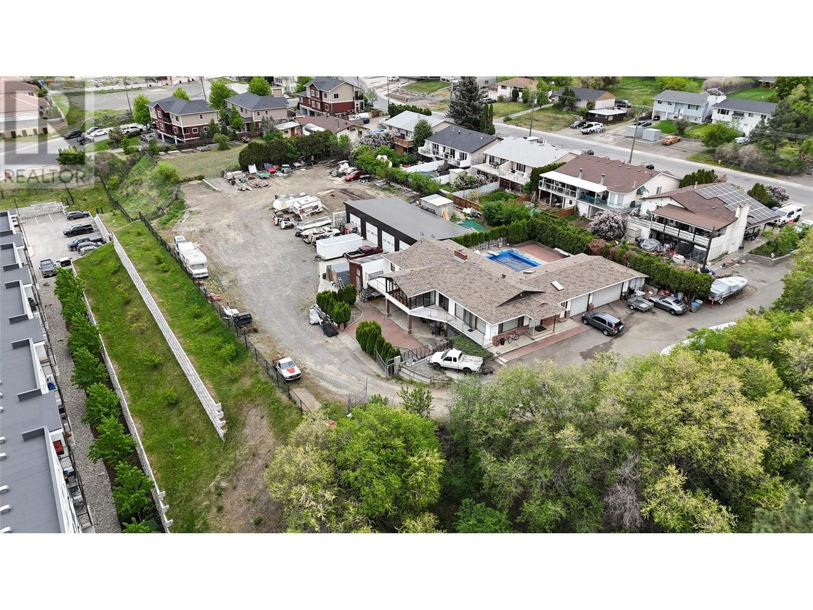 964 FERNIE ROAD Image 1