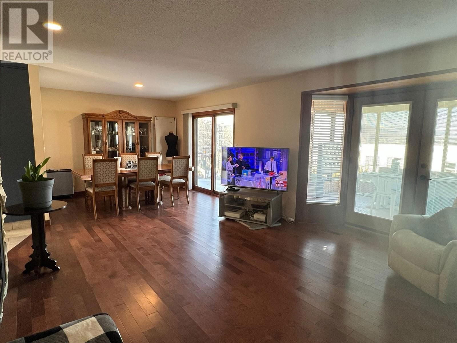 964 FERNIE ROAD Image 11