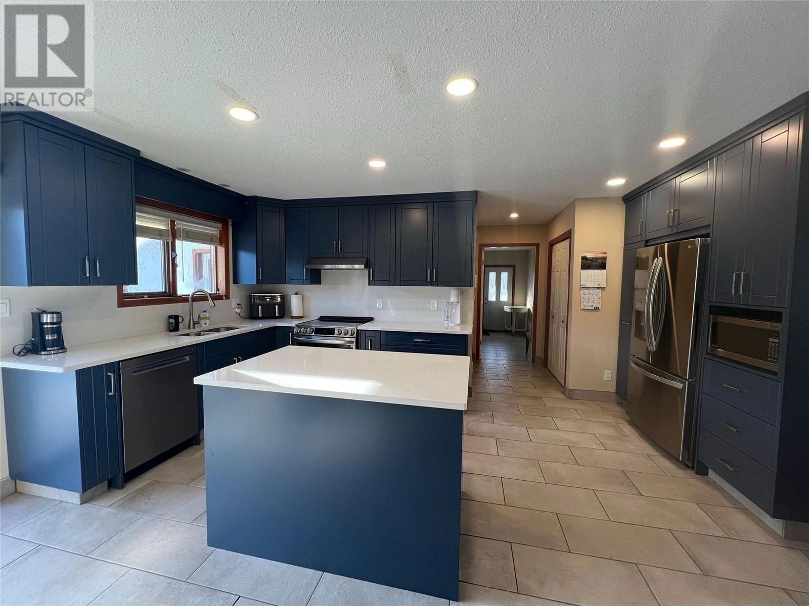 964 FERNIE ROAD Image 12
