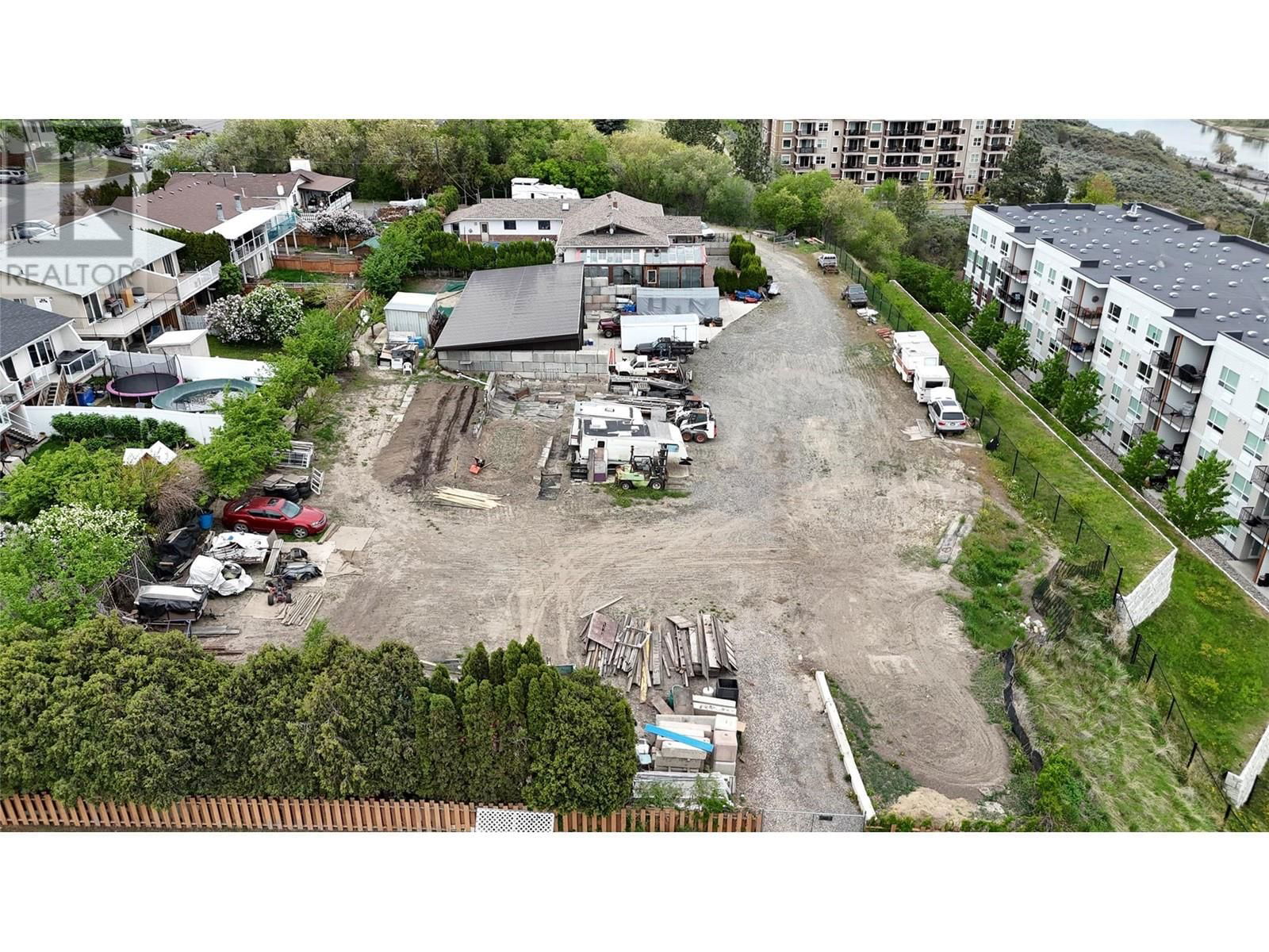 964 FERNIE ROAD Image 3