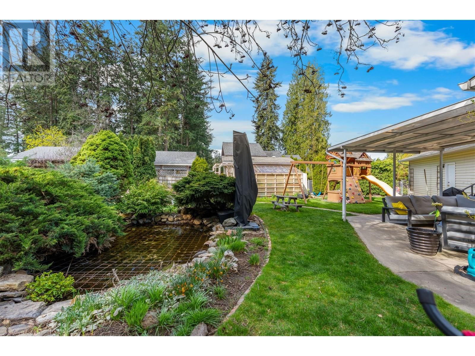 3445 SIDNEY CRESCENT Image 41