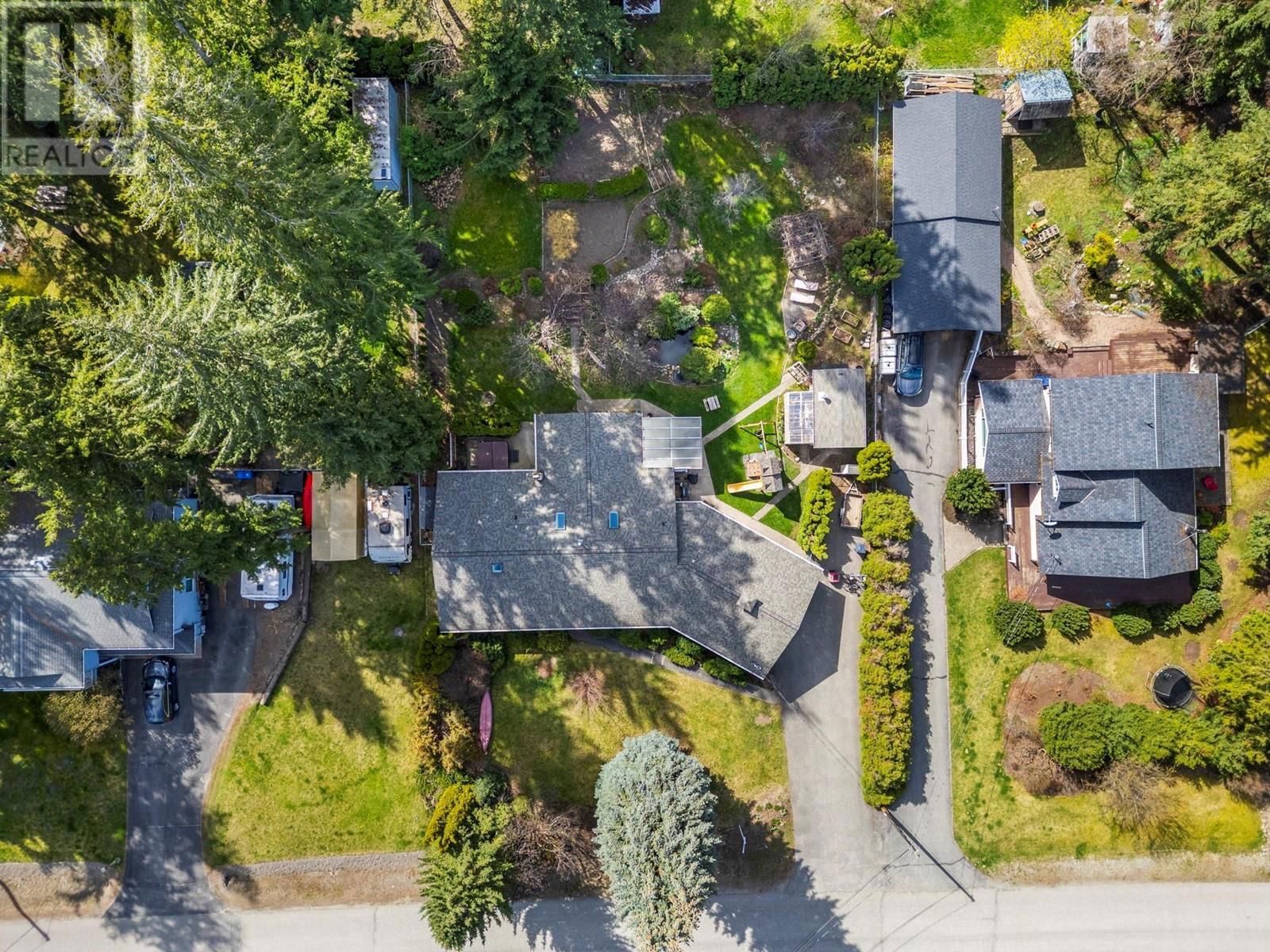 3445 SIDNEY CRESCENT Image 48