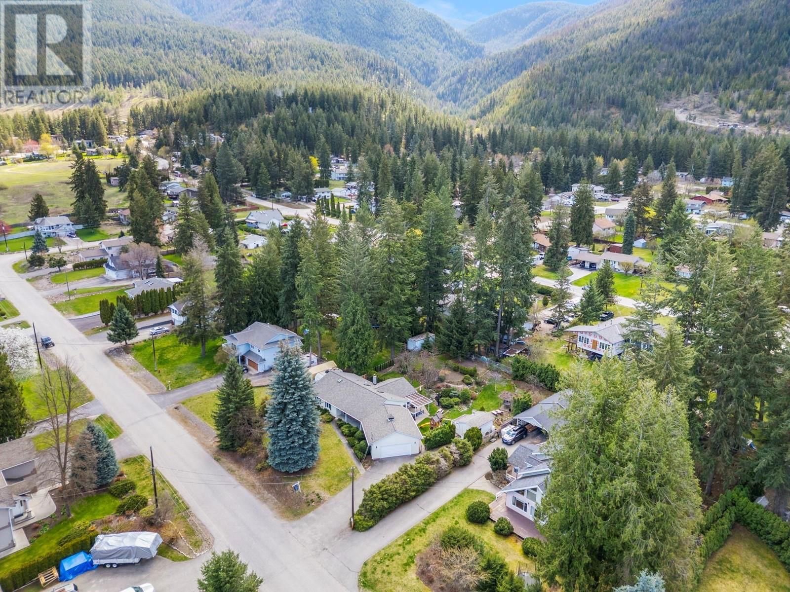 3445 SIDNEY CRESCENT Image 54