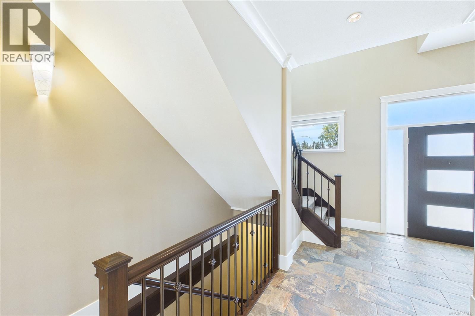5751 Linyard Road property photo