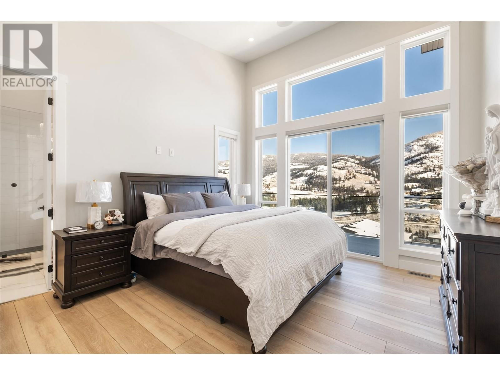 869 CARNOUSTIE DRIVE Image 11