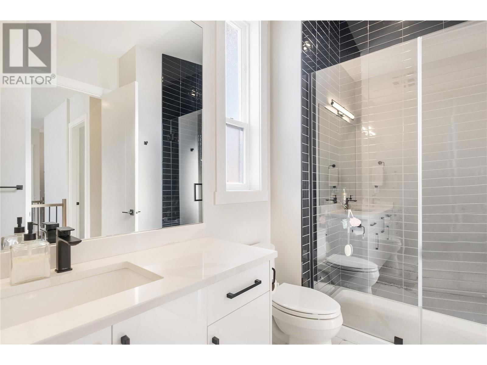 869 CARNOUSTIE DRIVE Image 14