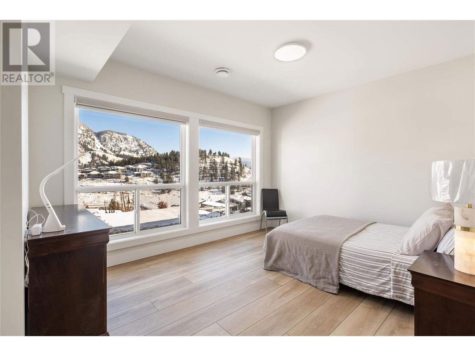 869 CARNOUSTIE DRIVE Image 16