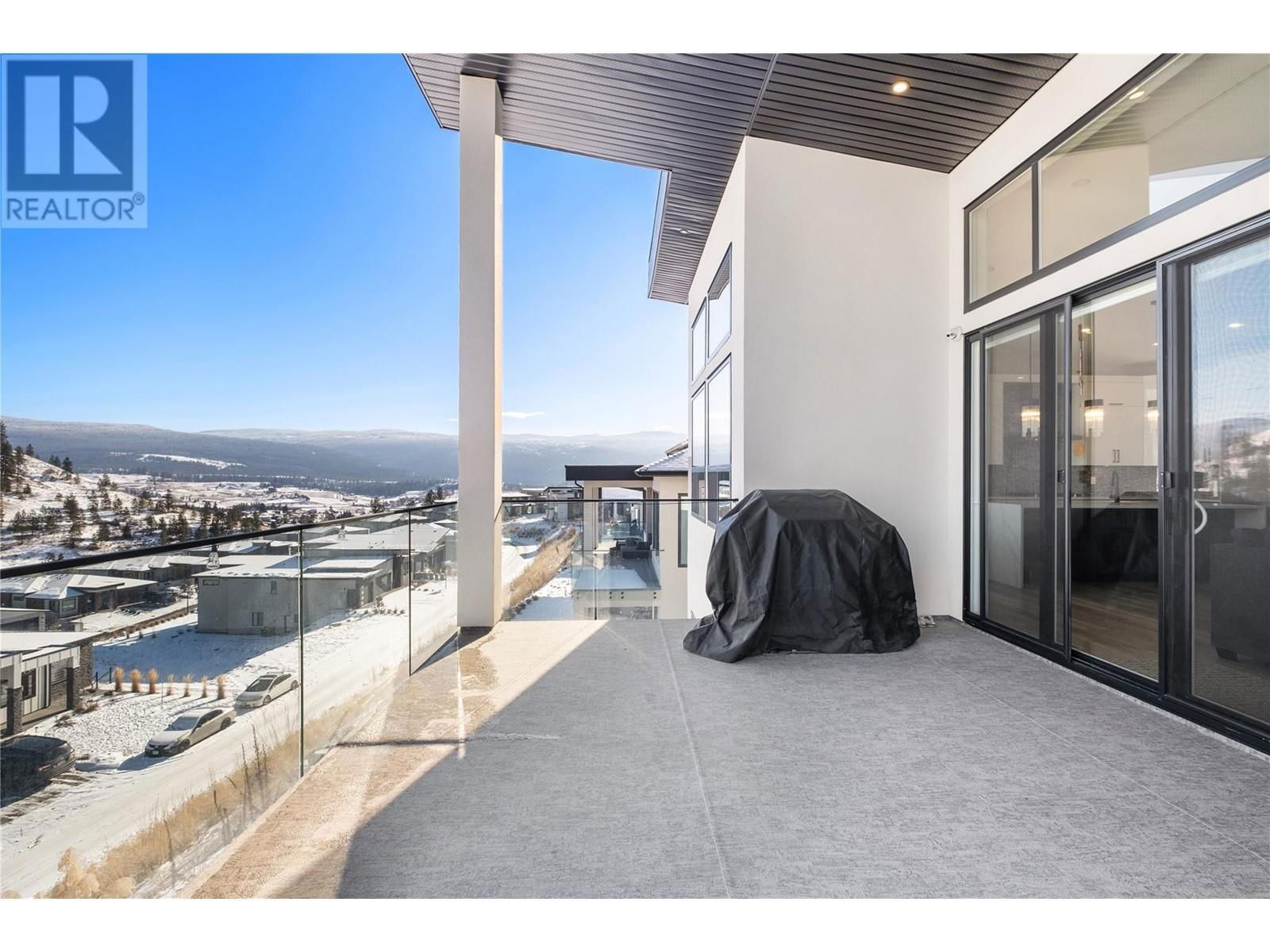 869 CARNOUSTIE DRIVE Image 24