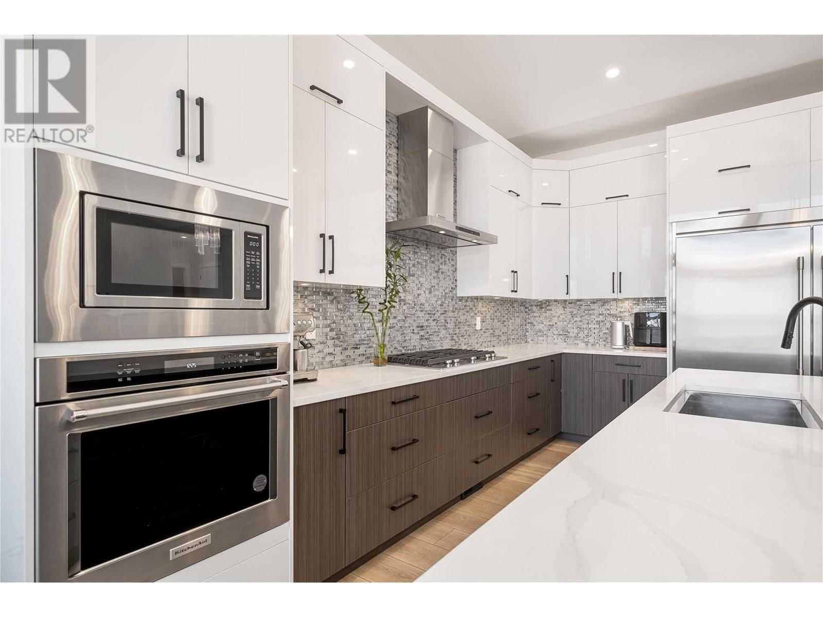 869 CARNOUSTIE DRIVE Image 6