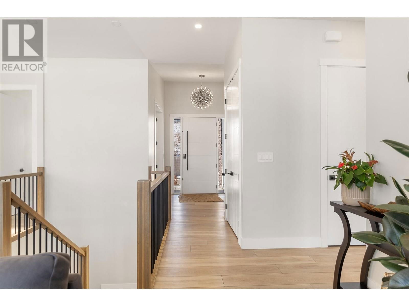 869 CARNOUSTIE DRIVE Image 9
