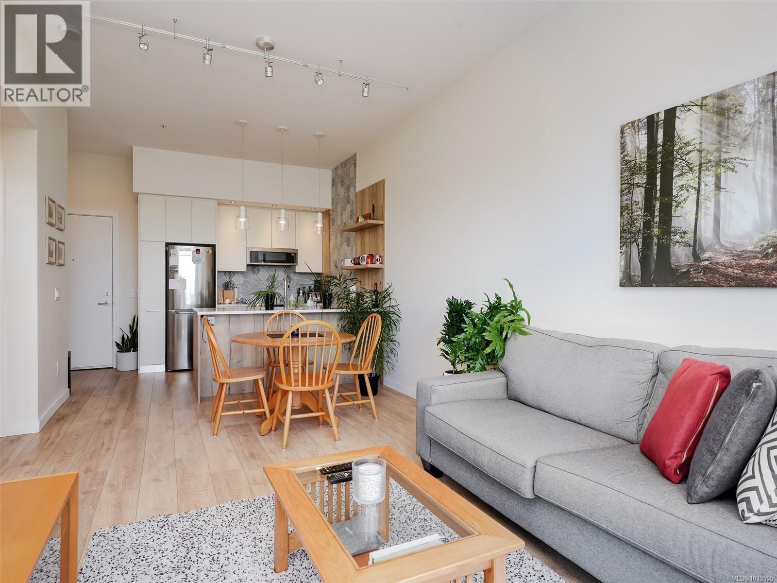 404 1588 North Dairy Road property photo